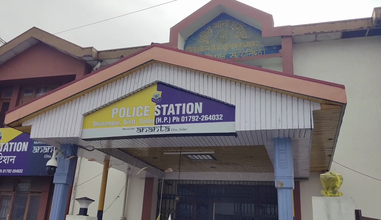 परवाणू में पिस्टल से गोली चलाने का मामला दर्ज, पुलिस ने फेसबुक वीडियो के आधार पर मामला किया दर्ज।